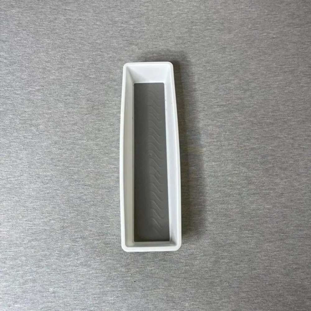 Rubbermaid Plastic Long Gripped Drawer Organizer